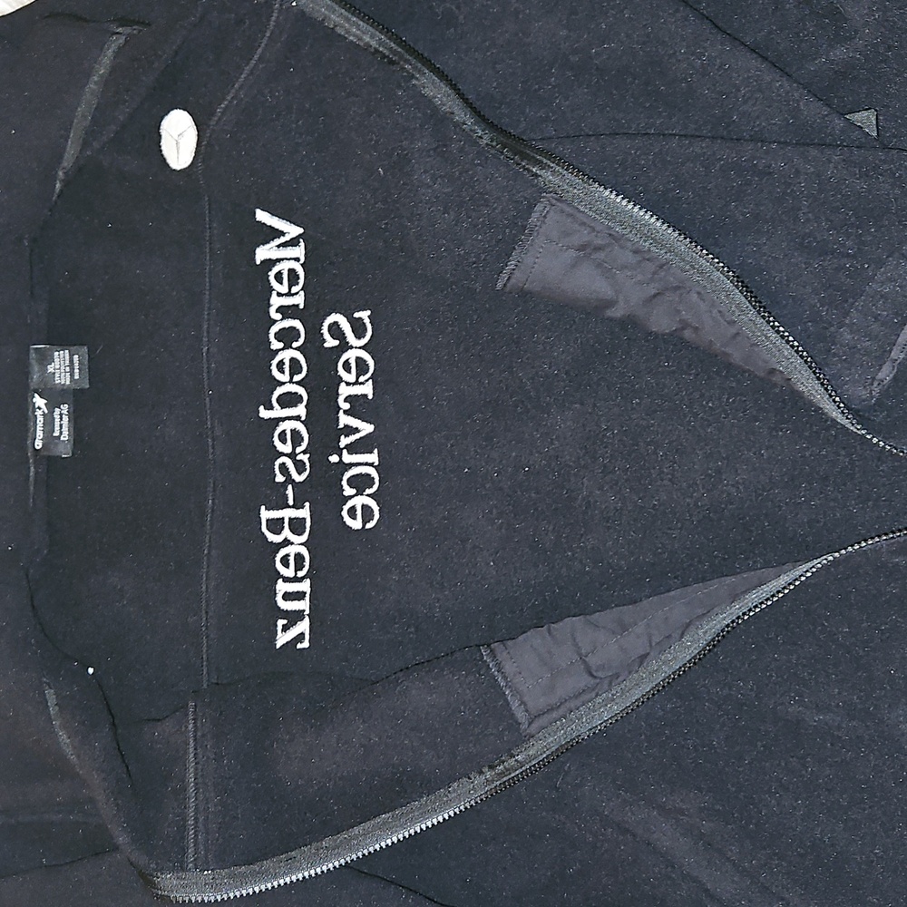 Mercedes-Benz Black Fleece Jacket – Size XL – Brand N - Picture 4 of 6